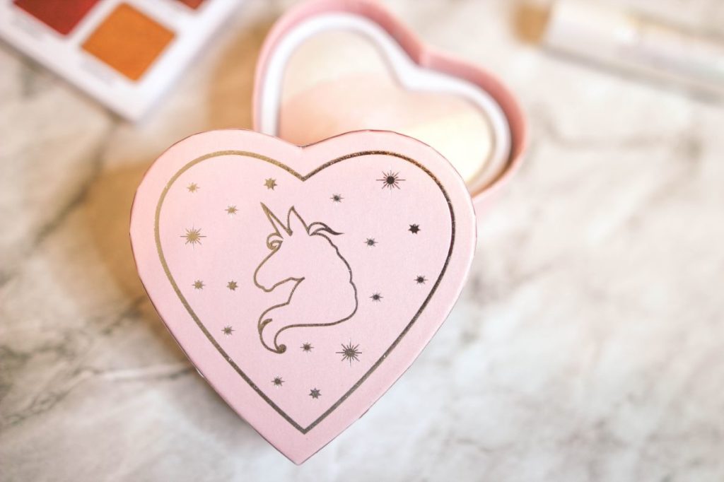 Makeup Revolution Unicorn Heart