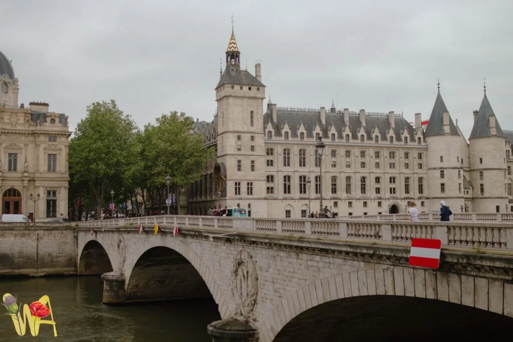 巴黎西堤島景點-La Conciergerie巴黎古監獄外觀